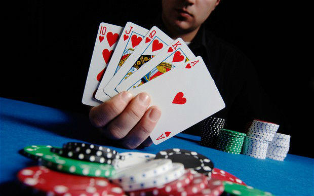 Daftar Poker Online Uang Asli Berikan Bonus Rollingan Besar